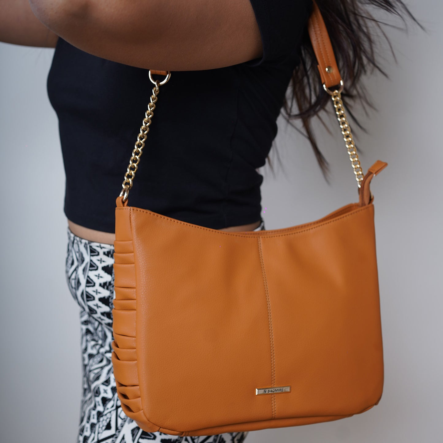 Bagmire Chic Chain Strap Hobo Bag For Women-Brown