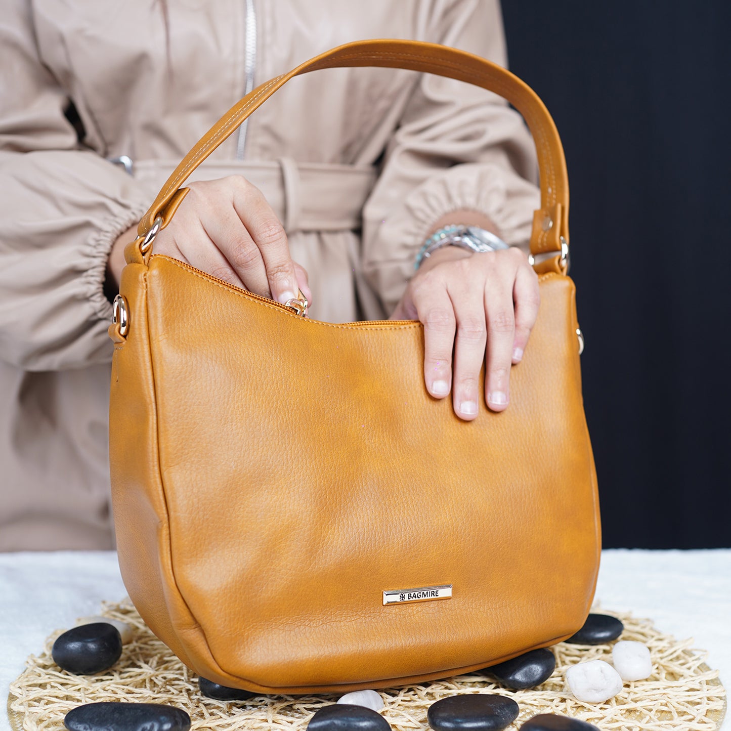 Modern Faux Leather Hobo & Crossbody Bag-Adjustable Strap For Everyday Style-Brown