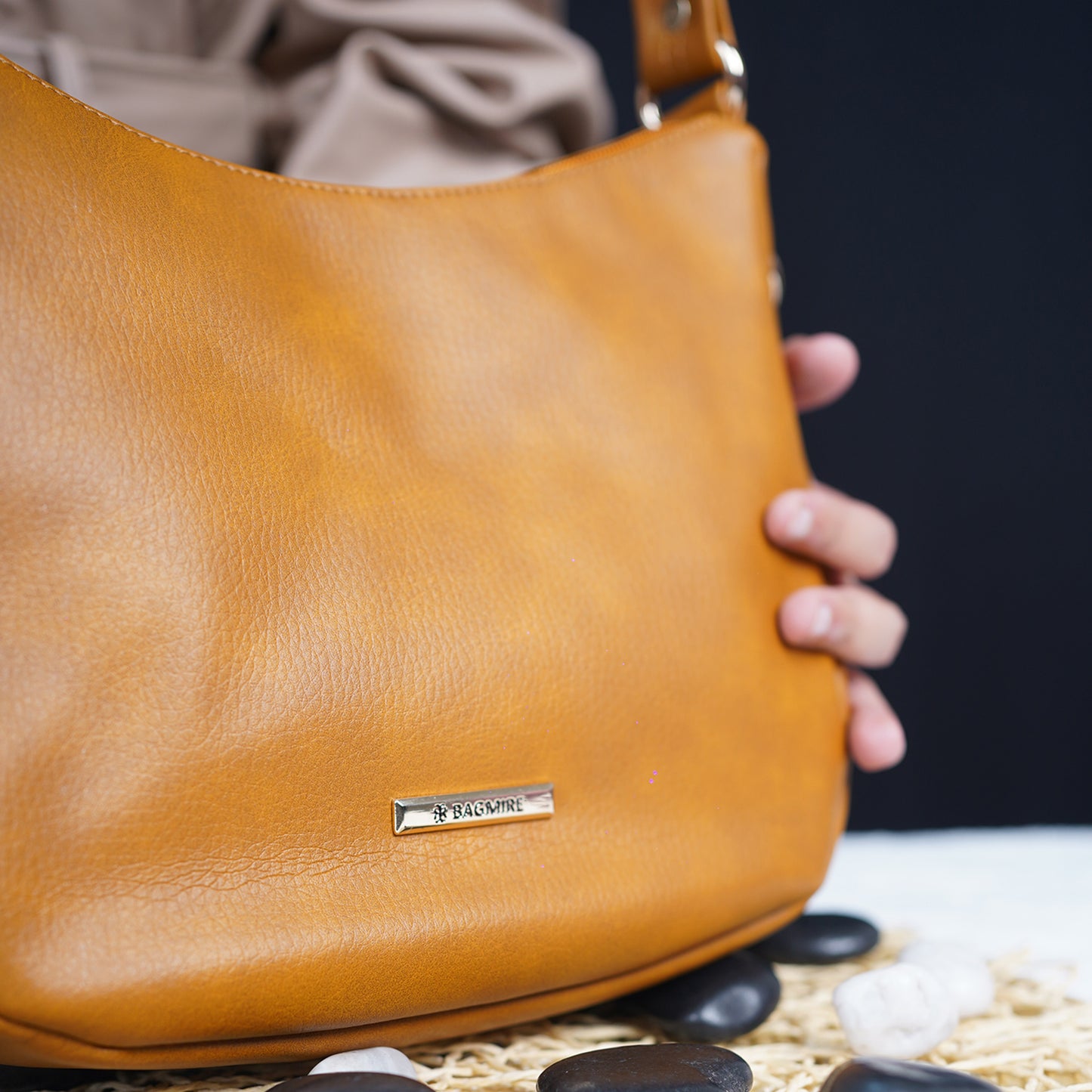 Modern Faux Leather Hobo & Crossbody Bag-Adjustable Strap For Everyday Style-Brown