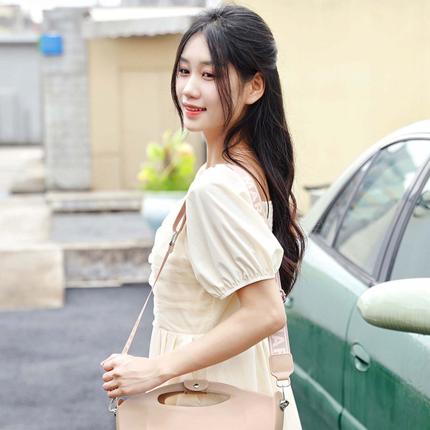 Women’s Jelly Bag Shoulder Strap Crossbody Handbag