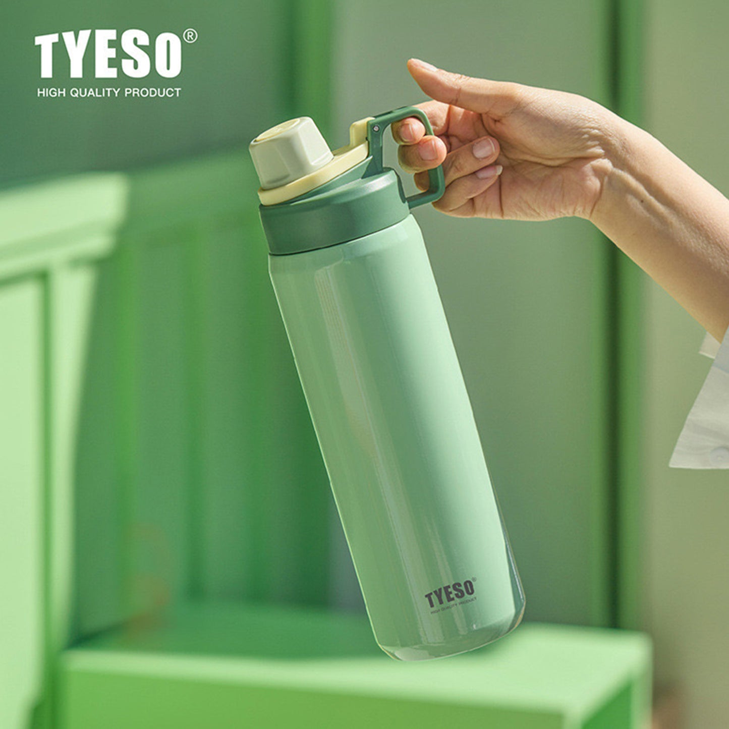 TYESO Sports Vacuum Insulated Steel Bottle 900ML with Portable Handle Green - Bagmire