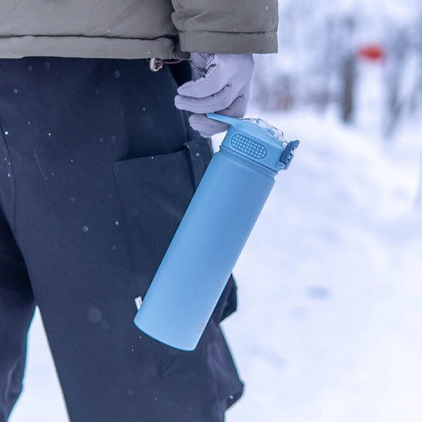 Large-Capacity Straw Water Bottle for Men and Women Students, Portable Outdoor Insulated Bottle
