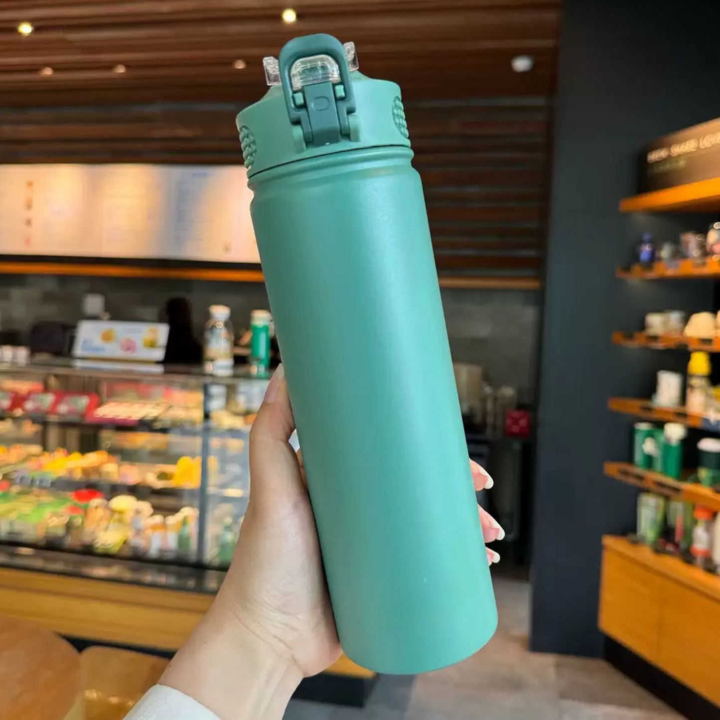 Large-Capacity Straw Water Bottle for Men and Women Students, Portable Outdoor Insulated Bottle