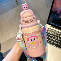 Kawaii 500ml Cartoon Insulated Water Bottle – Dual Sip Straw & Portable Shoulder Strap Sipper for Kids & Girls